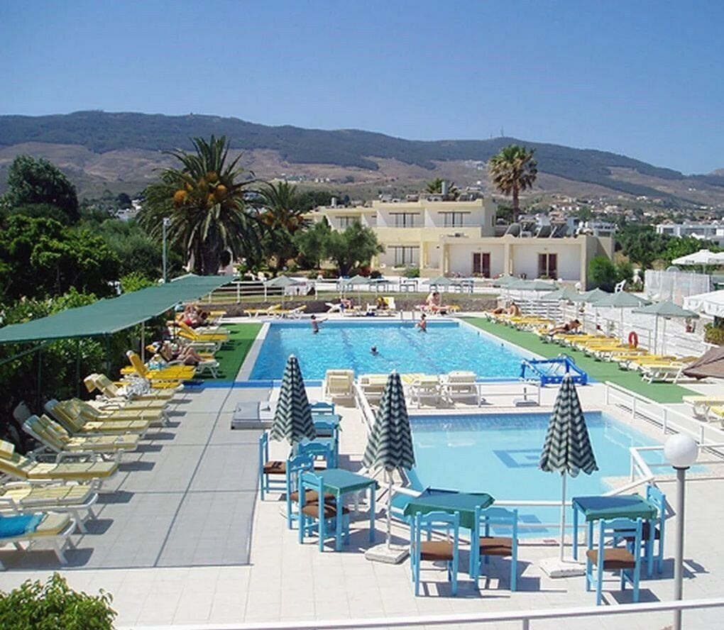 Отель Niriides Beach Hotel Kos 3*